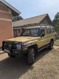 Car hire with driver in Uganda
